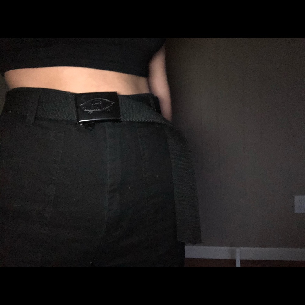 vans off the wall seatbelt buckle belt